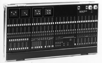Pupitre d‘éclairage scénique 48 circuits